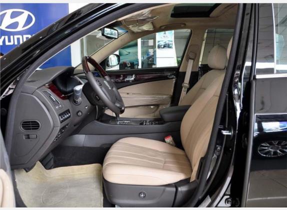 雅科仕 2009款 3.8豪华版 车厢座椅   前排空间