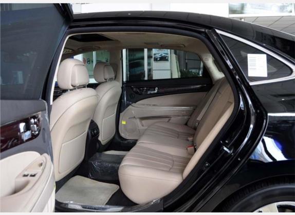 雅科仕 2009款 3.8豪华版 车厢座椅   后排空间