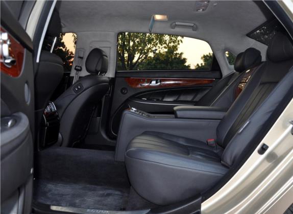雅科仕 2012款 3.8 GDi加长旗舰版 车厢座椅   后排空间