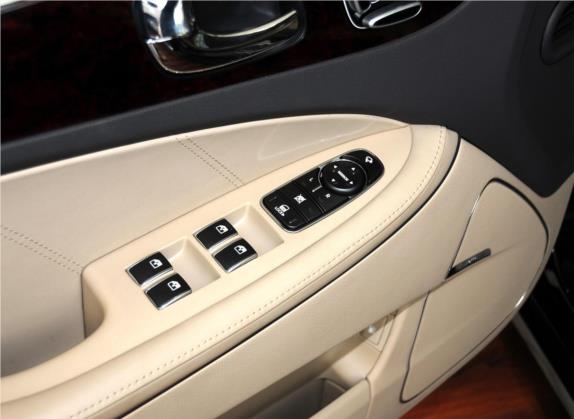 雅科仕 2012款 3.8 GDi尊享版 车厢座椅   门窗控制