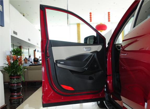 胜达(进口) 2013款 3.0L 四驱尊享版 7座 欧V 车厢座椅   前门板