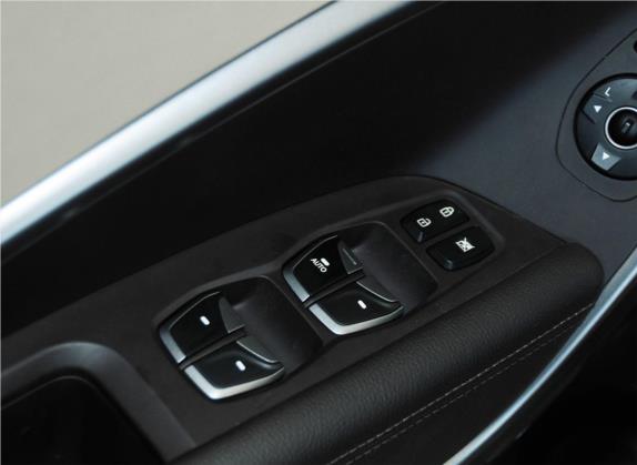 胜达(进口) 2013款 3.0L 四驱尊享版 7座 欧V 车厢座椅   门窗控制