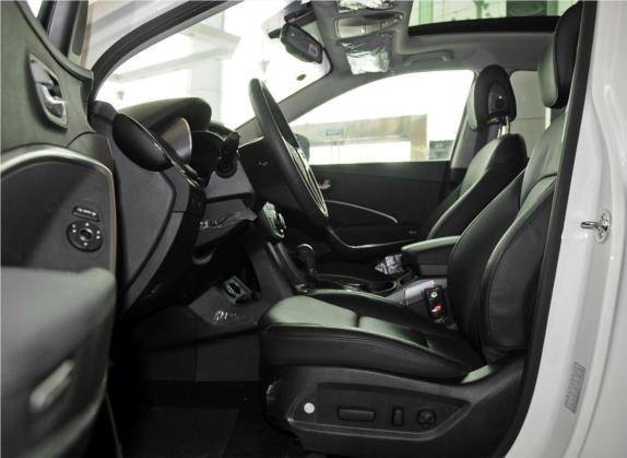 胜达(进口) 2013款 改款 3.0L 四驱豪华版 欧IV 车厢座椅   前排空间