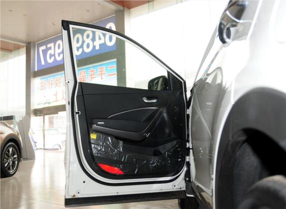 胜达(进口) 2013款 改款 3.0L 四驱豪华版 欧IV 车厢座椅   前门板