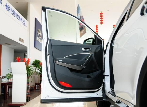 胜达(进口) 2013款 改款 3.0L 四驱旗舰版 欧V 车厢座椅   前门板