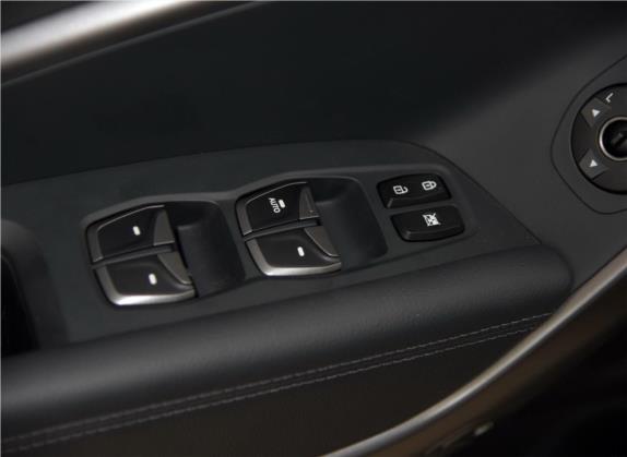 格越 2013款 2.2T 7座四驱舒适版 车厢座椅   门窗控制