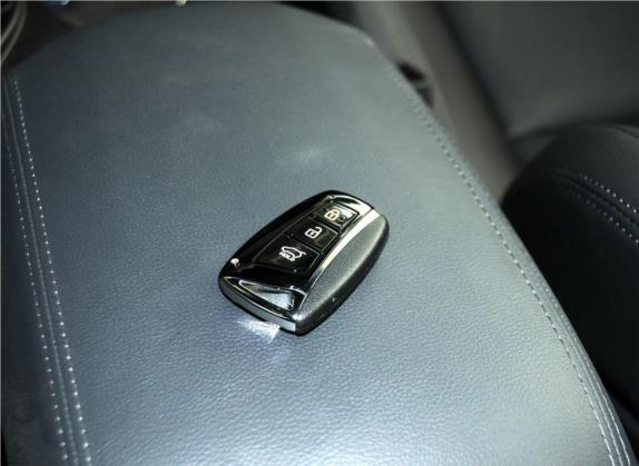 格越 2013款 3.0L 6座四驱舒适版 其他细节类   钥匙