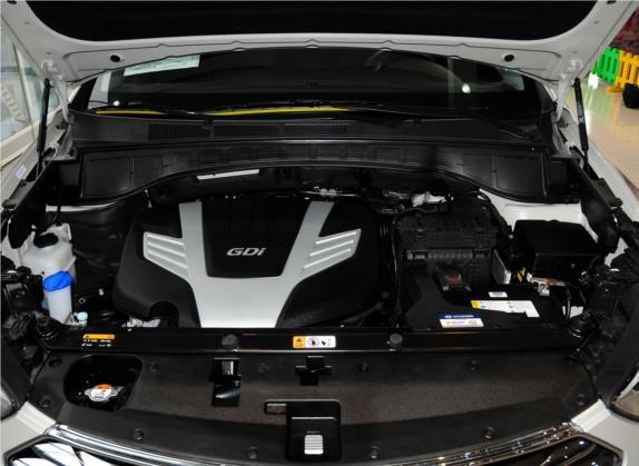 格越 2013款 3.0L 7座四驱舒适版 其他细节类   发动机舱