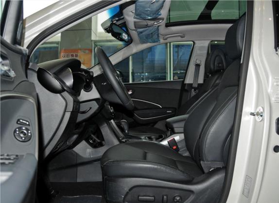 格越 2013款 3.0L 7座四驱舒适版 车厢座椅   前排空间