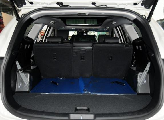 格越 2013款 3.0L 7座四驱舒适版 车厢座椅   后备厢