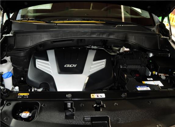 格越 2013款 3.0L 6座四驱豪华版 其他细节类   发动机舱