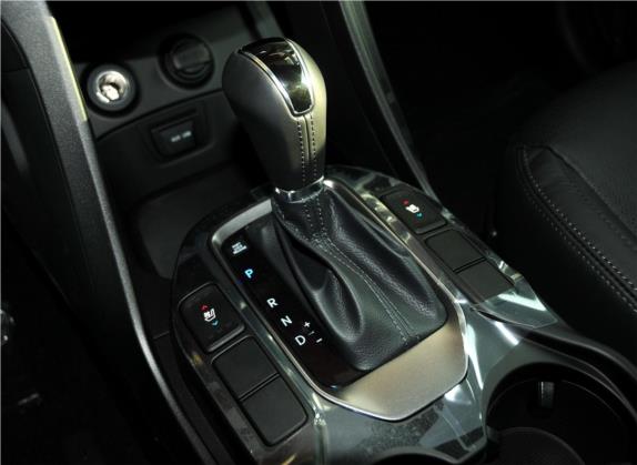 格越 2013款 3.0L 6座四驱豪华版 中控类   挡把