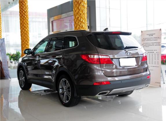 格越 2013款 3.0L 7座四驱豪华版 外观   斜后