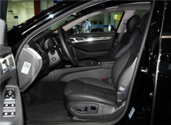 捷恩斯 2015款 3.0GDi 四驱豪华版 车厢座椅   前排空间