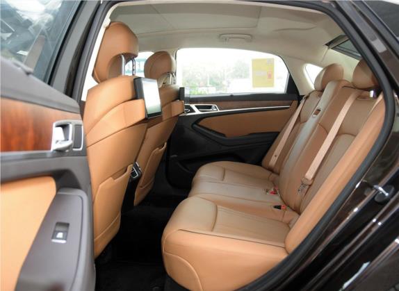 捷恩斯 2015款 3.0GDi 四驱旗舰版 车厢座椅   后排空间