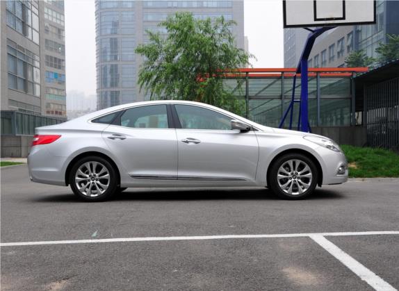 雅尊 2011款 3.0L 旗舰型 外观   正侧