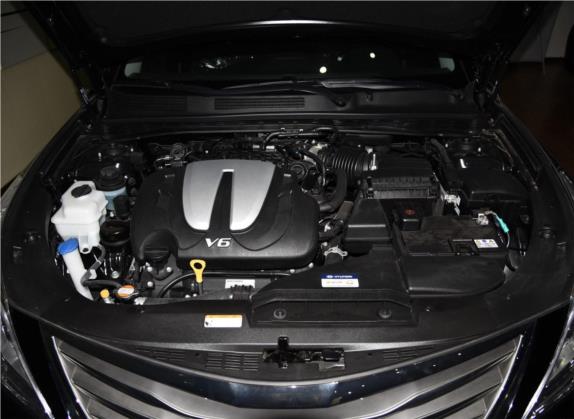 雅尊 2015款 3.0L 旗舰型 其他细节类   发动机舱