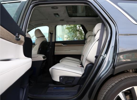帕里斯帝 2021款 3.5L 自动四驱GLS 车厢座椅   后排空间