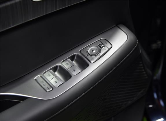 帕里斯帝 2023款 3.5L 自动四驱GLS 车厢座椅   门窗控制