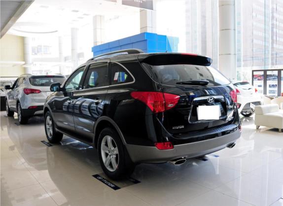 维拉克斯 2012款 3.8L 舒适版 外观   斜后