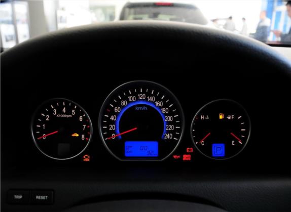 维拉克斯 2012款 3.8L 舒适版 中控类   仪表盘