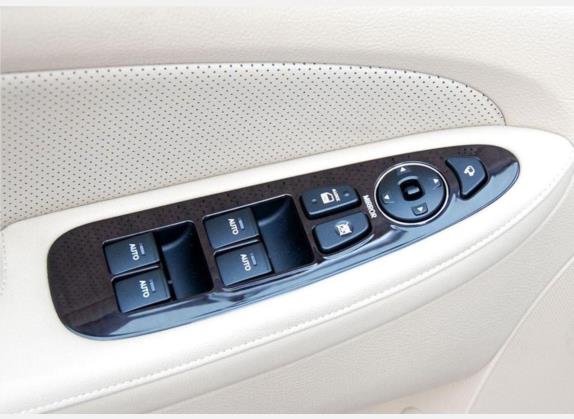 劳恩斯 2008款 BH380 顶级版 车厢座椅   门窗控制
