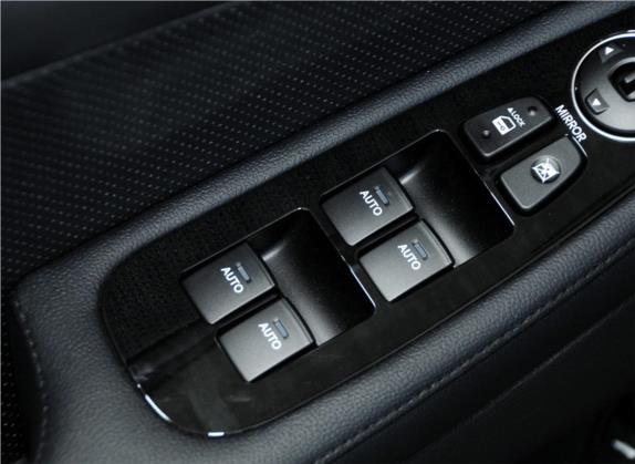 劳恩斯 2012款 3.0L GDI豪华版 车厢座椅   门窗控制