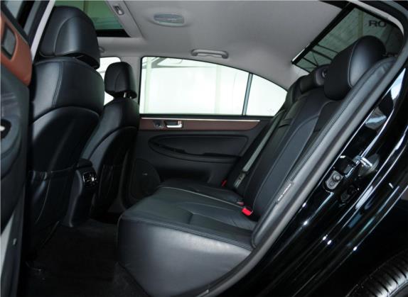 劳恩斯 2012款 3.0L GDI尊贵版 车厢座椅   后排空间