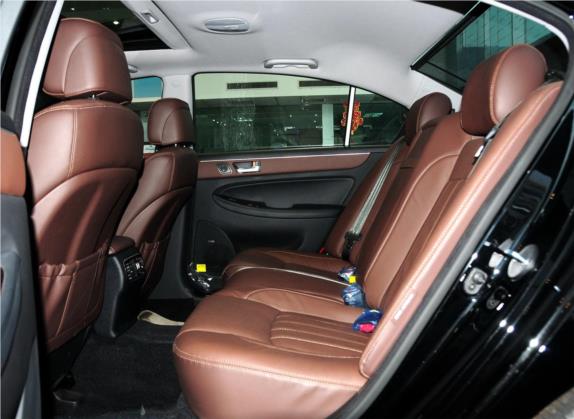 劳恩斯 2012款 3.0L GDI旗舰版 车厢座椅   后排空间