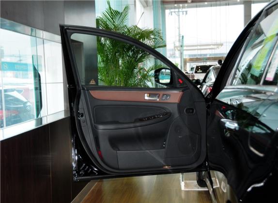劳恩斯 2012款 3.0L GDI旗舰版 车厢座椅   前门板