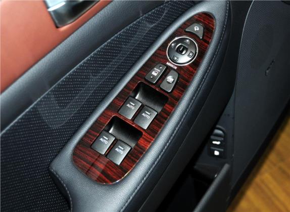 劳恩斯 2012款 3.0L GDI旗舰版 车厢座椅   门窗控制