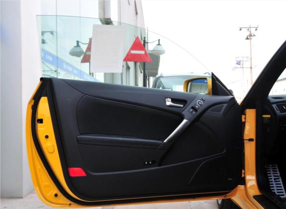 劳恩斯-酷派 2012款 2.0T 自动Brembo版 车厢座椅   前门板