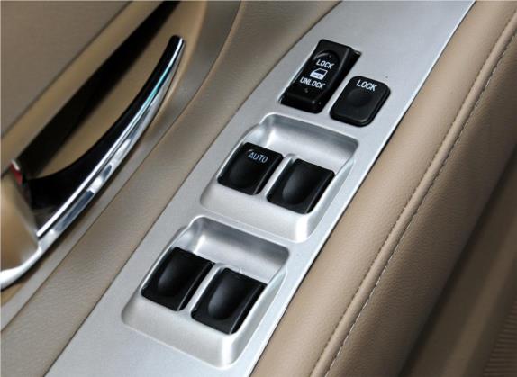 凯胜 2013款 二代 2.4L 标准型 车厢座椅   门窗控制