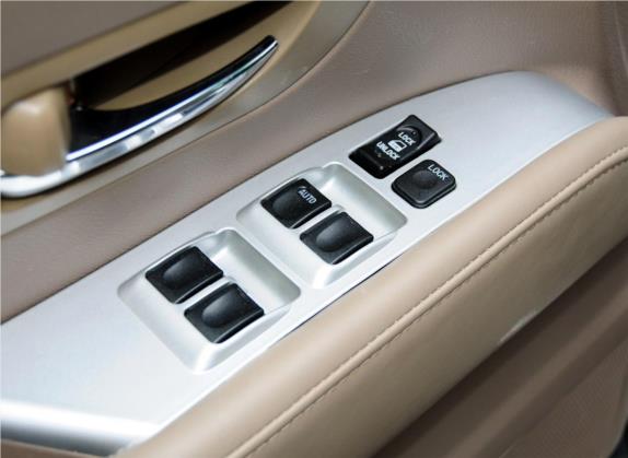 凯胜 2013款 一代 2.4L 标准型 车厢座椅   门窗控制