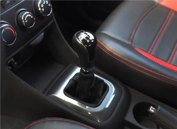 启腾V60 2017款 1.5L 豪华型 中控类   挡把