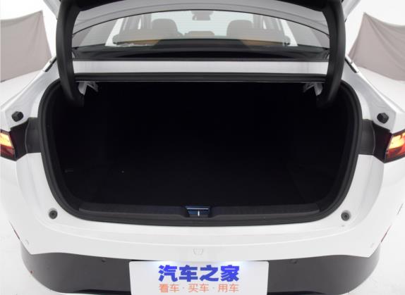 小鹏P5 2021款 600P 车厢座椅   后备厢