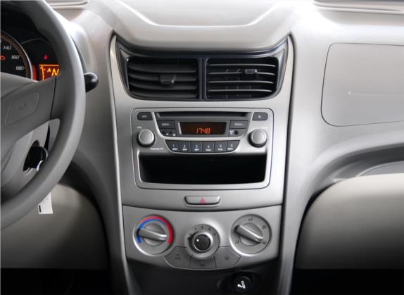 赛欧 2010款 三厢 1.4L AMT优逸版 中控类   中控台