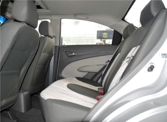 赛欧 2010款 三厢 1.4L AMT优逸版 车厢座椅   后排空间