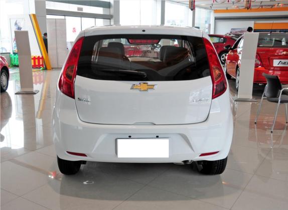 赛欧 2010款 两厢 1.2L 手动温馨版 外观   正后