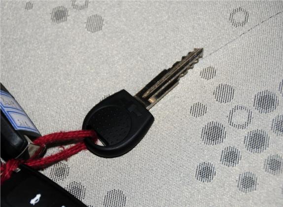 赛欧 2013款 三厢 1.4L 手动理想版 其他细节类   钥匙
