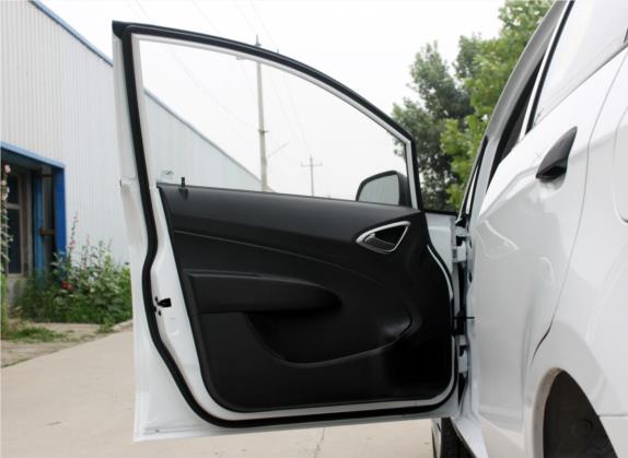 赛欧 2013款 三厢 1.4L 手动理想幸福版 车厢座椅   前门板
