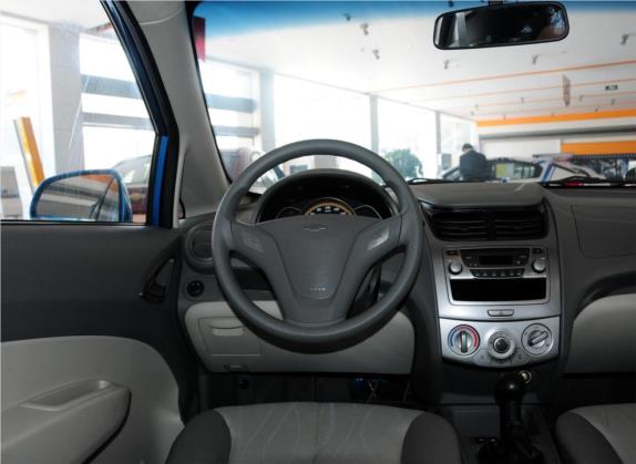 赛欧 2013款 三厢 1.4L 手动优逸版 中控类   驾驶位