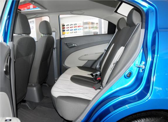 赛欧 2013款 三厢 1.4L 手动优逸版 车厢座椅   后排空间