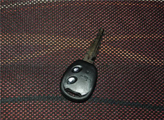 赛欧 2013款 三厢 1.4L 手动优逸幸福版 其他细节类   钥匙
