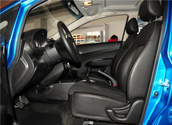 赛欧 2013款 三厢 1.4L 手动优逸幸福版 车厢座椅   前排空间