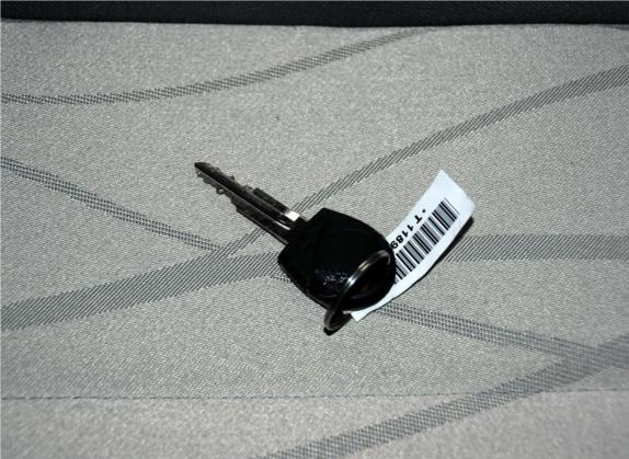 赛欧 2013款 三厢 1.4L AMT优逸版 其他细节类   钥匙