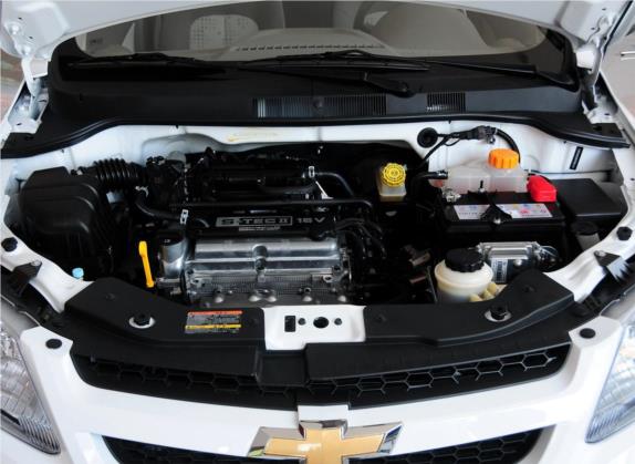 赛欧 2013款 两厢 1.2L AMT理想版 其他细节类   发动机舱