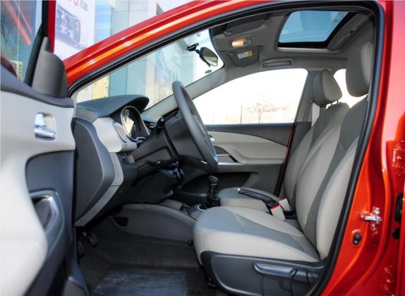 赛欧 2015款 赛欧3 1.5L 手动幸福版 车厢座椅   前排空间