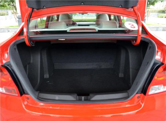 赛欧 2015款 赛欧3 1.5L AMT幸福天窗版 车厢座椅   后备厢