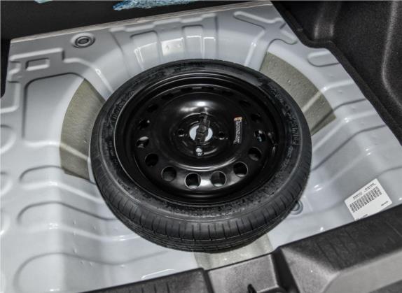 赛欧 2018款 赛欧3 1.3L 手动舒适天窗版 其他细节类   备胎